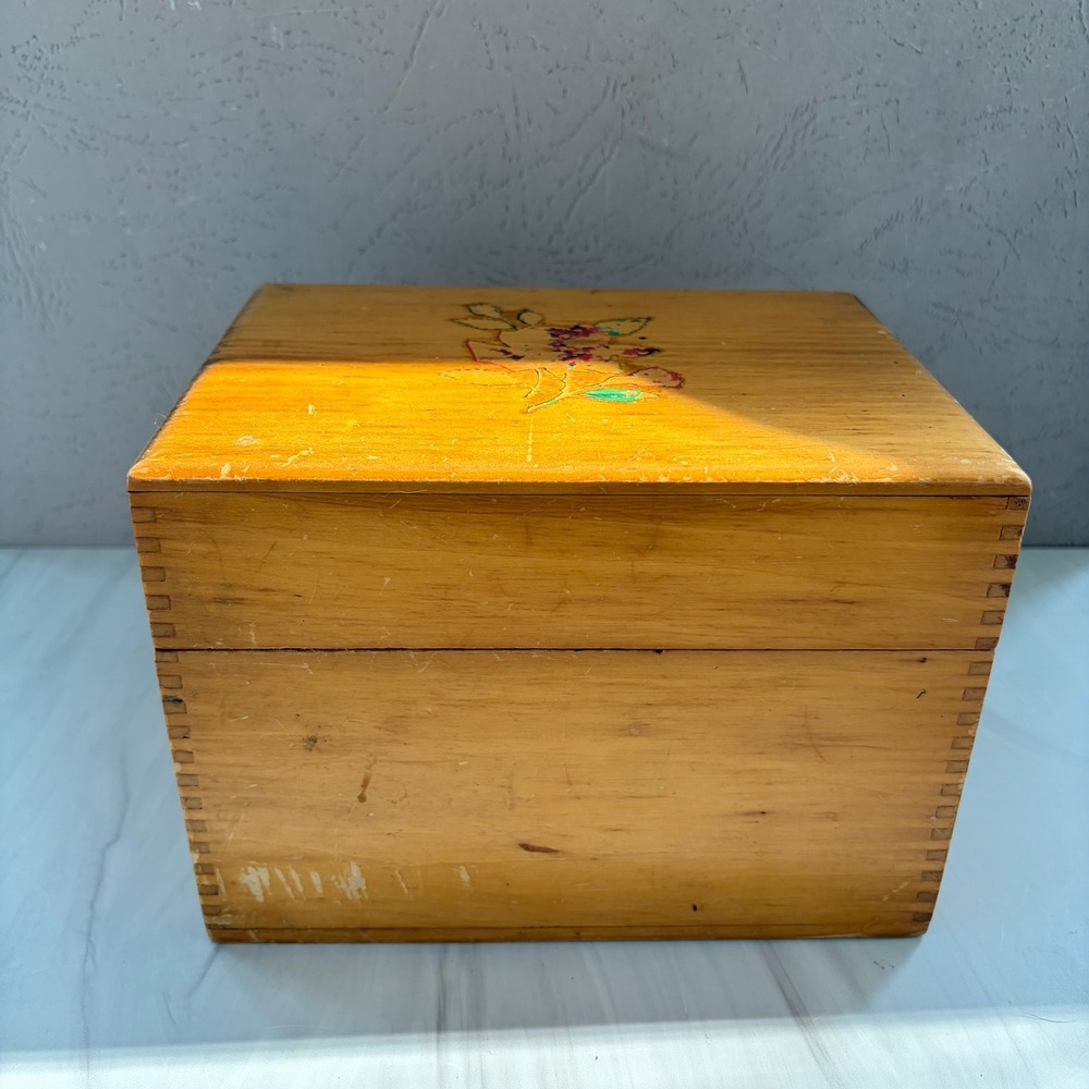 Vintage Wooden Keepsake Box Floral Rose Dovetail Joinery Rustic Storage Chest